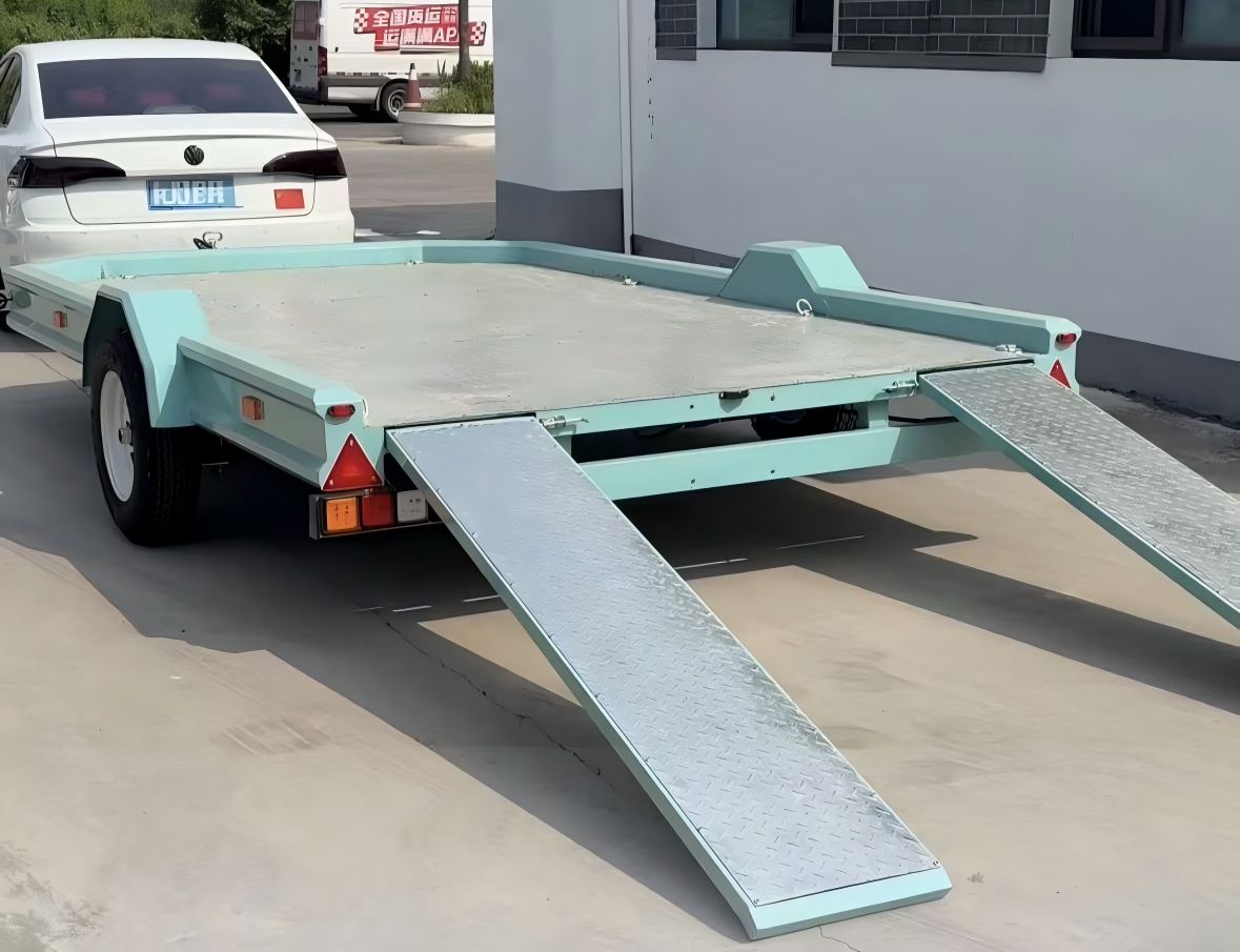 Top Model 200 Single-Axle Flatbed Trailer from China: The Ultimate Hauling Companion